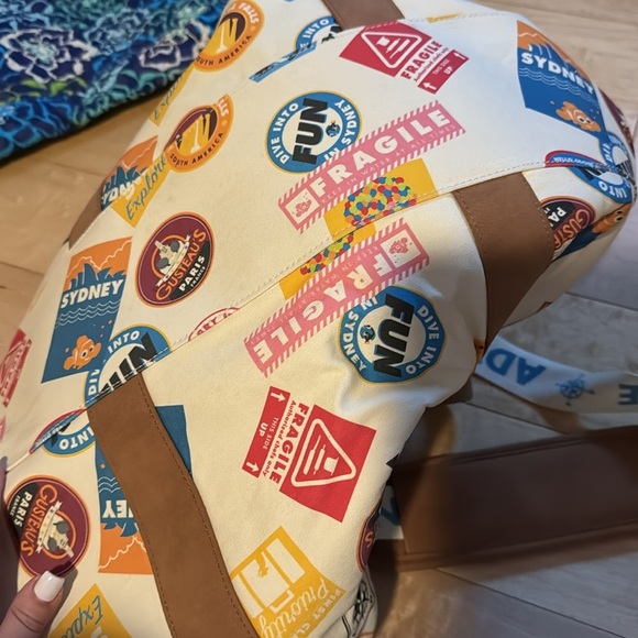 NEW Oh My Disney Pixar Weekender Bag - Picture 8 of 9